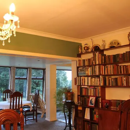 Lough Owel Bed and Breakfast Μουλινγκάρ